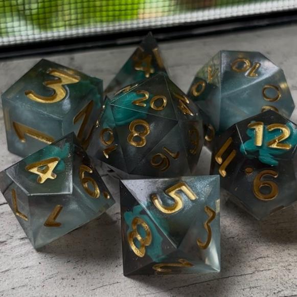 Diving Sea Turtles 7 Piece Dice Set DND font 2