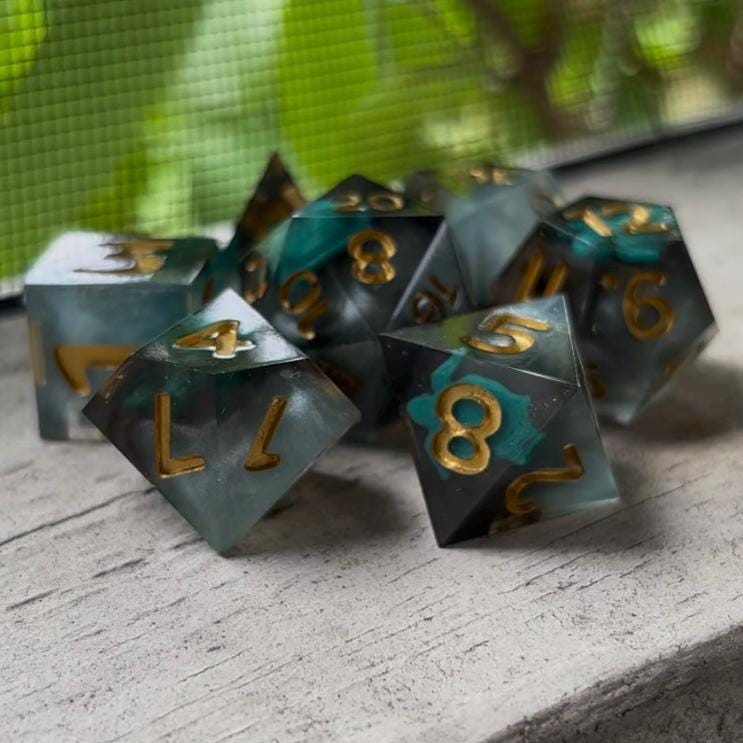 Diving Sea Turtles 7 Piece Dice Set DND font 2