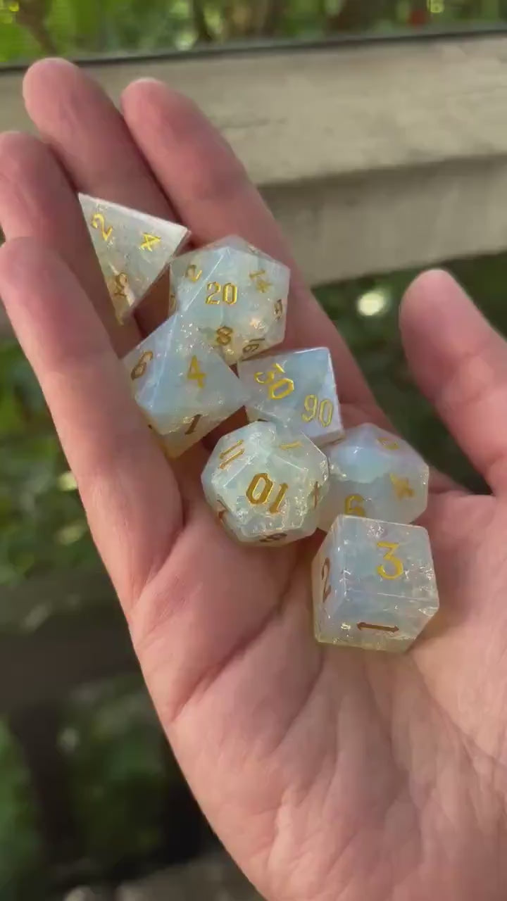 Fractured Ice Shard Glass 7 Piece Dice Set DND